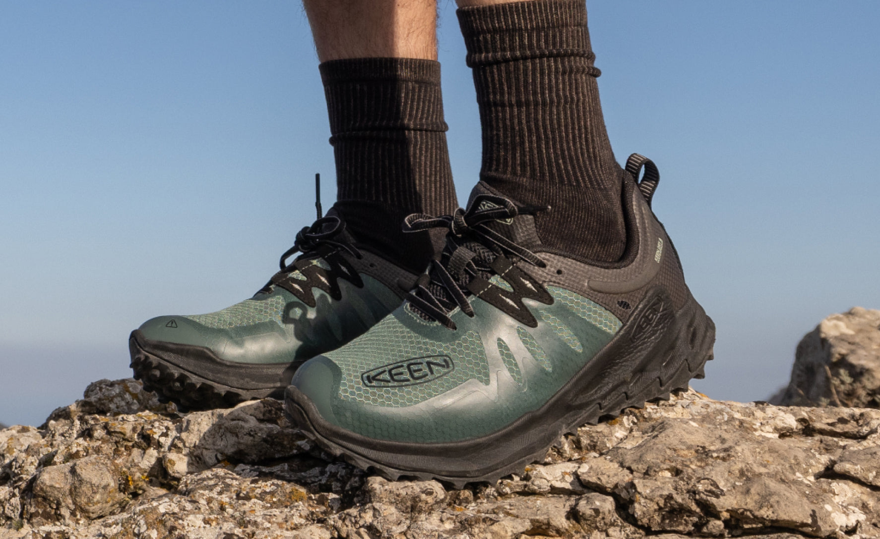 Men's Zionic Waterproof Hiking Shoe | Dark Forest/Black - Image 7